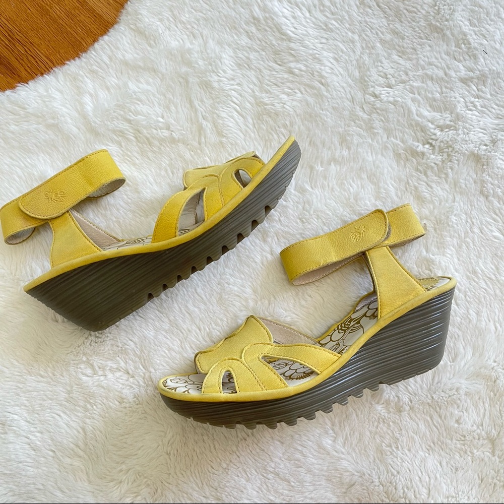 Fly London Light Yellow Leather Wedge Sandals - Picture 4 of 11